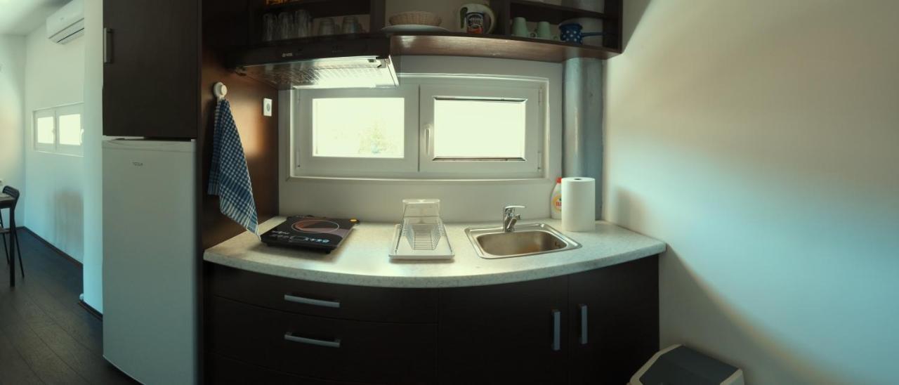 Apartman Terassa دونيي ميلانوفاتس المظهر الخارجي الصورة