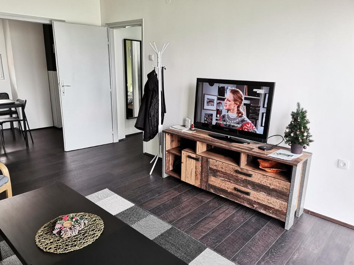 Apartman Terassa دونيي ميلانوفاتس المظهر الخارجي الصورة