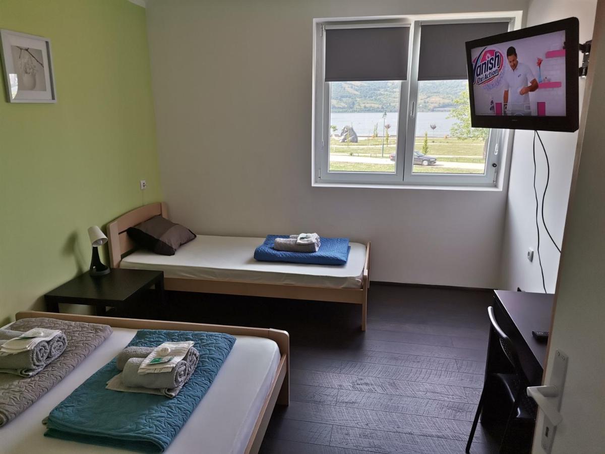 Apartman Terassa دونيي ميلانوفاتس المظهر الخارجي الصورة