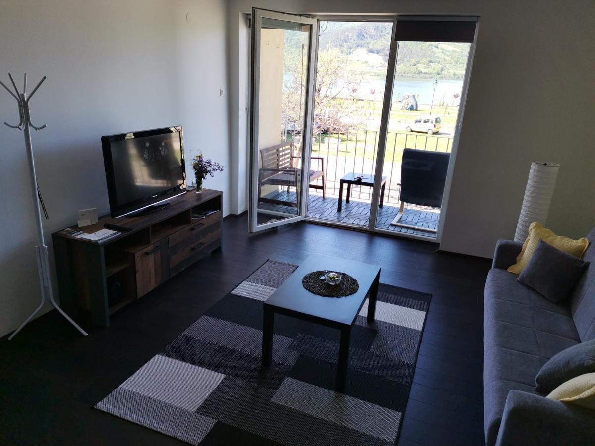 Apartman Terassa دونيي ميلانوفاتس المظهر الخارجي الصورة