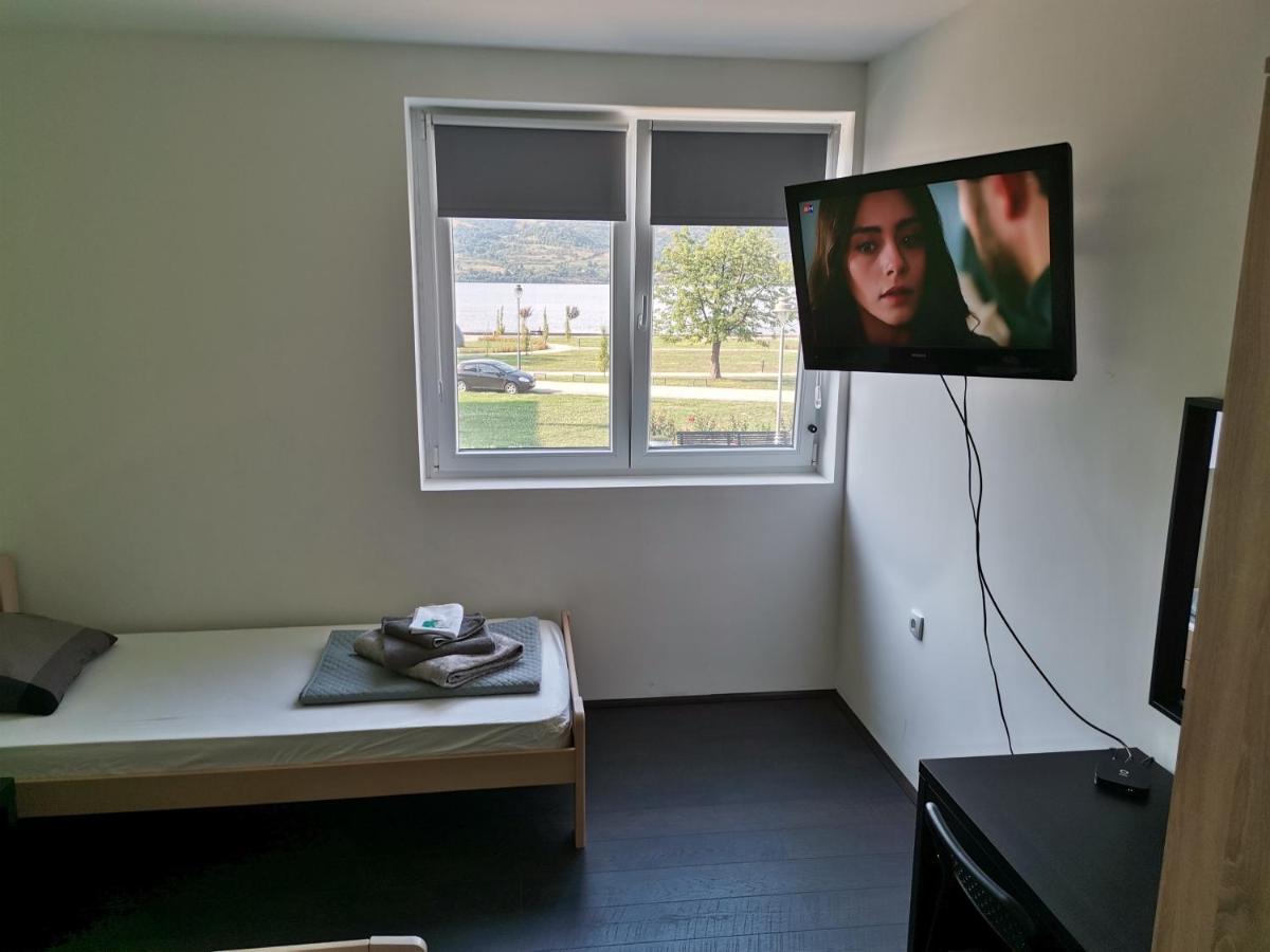 Apartman Terassa دونيي ميلانوفاتس المظهر الخارجي الصورة